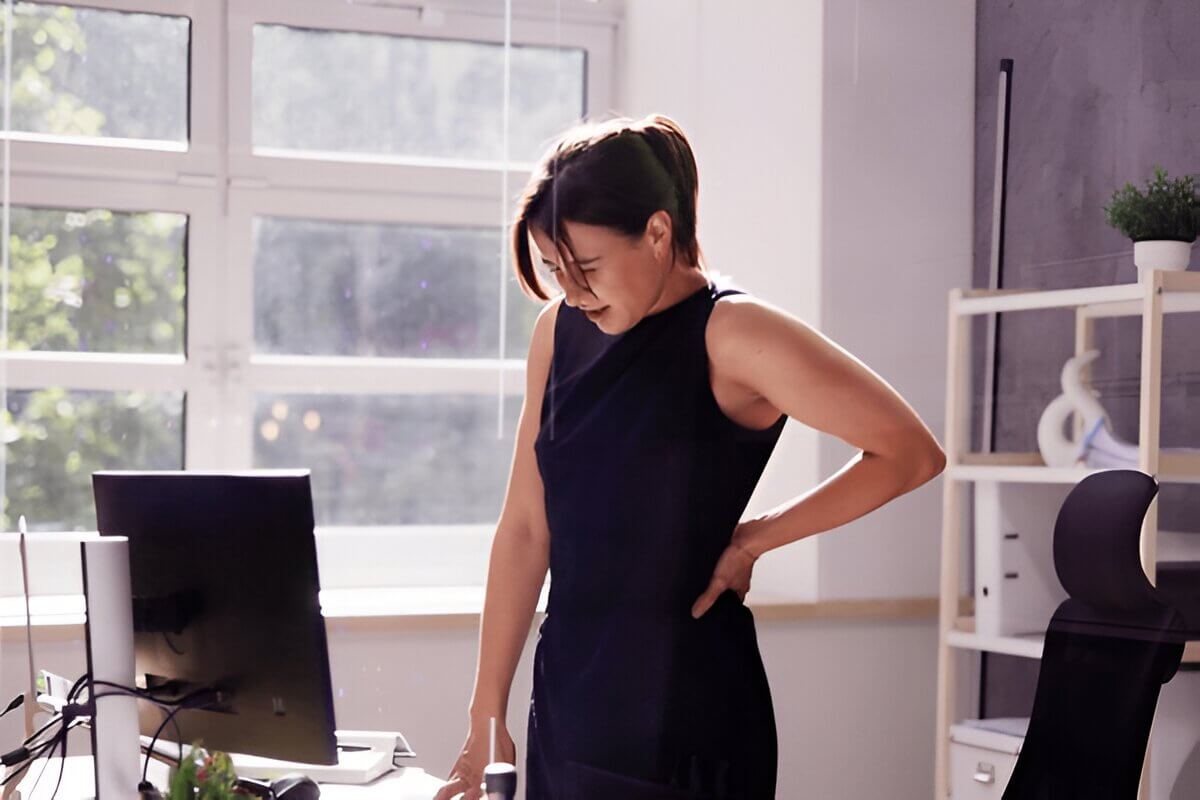 864421 Poor Posture Back Pain