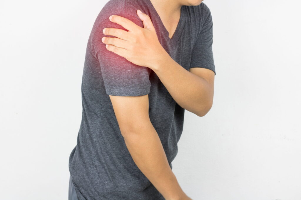 Rotator Cuff Injury: Causes, Symptoms & Treatment option